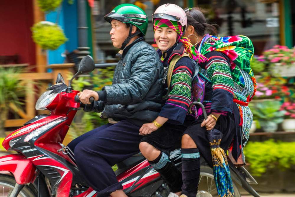 אנשי המונג בסאפה